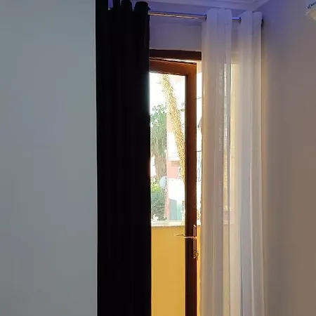 公寓式酒店 Kompleks Alb Adriatik Desiree' House *