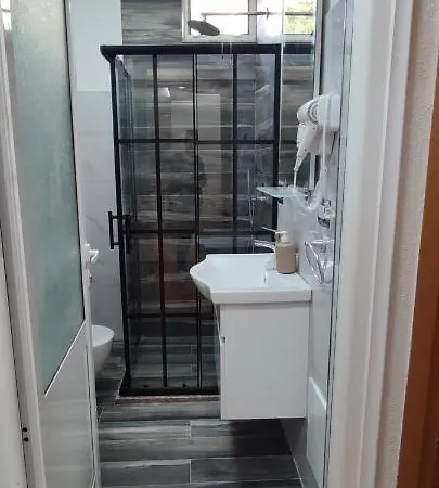 Kompleks Alb Adriatik Desiree' House شقة فندقية